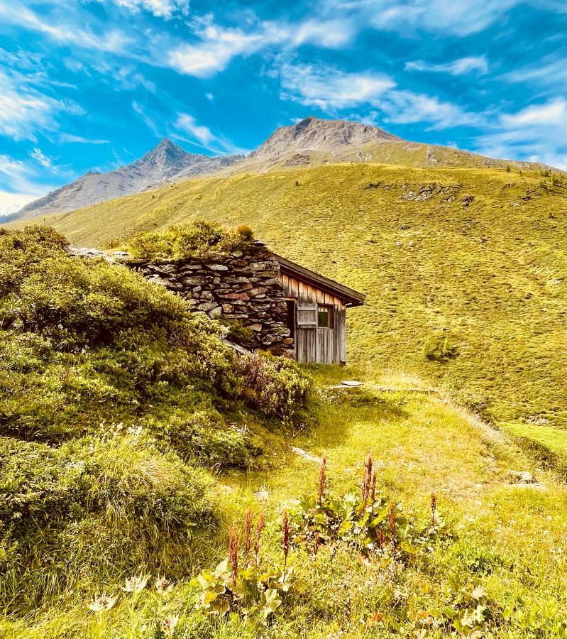 ウムハウゼンHaus Sennhofアパートメント エクステリア 写真