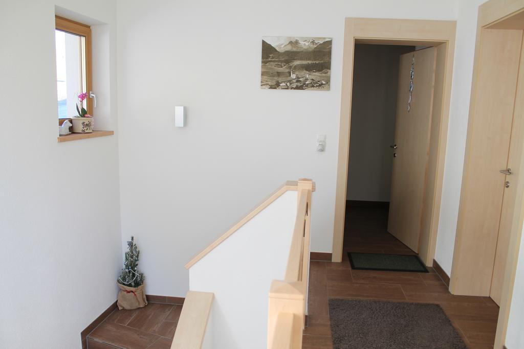 ウムハウゼンHaus Sennhofアパートメント エクステリア 写真